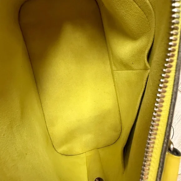 Louis Vuitton Epi Leather Alma PM Citron w/lock keys - Picture 12 of 13